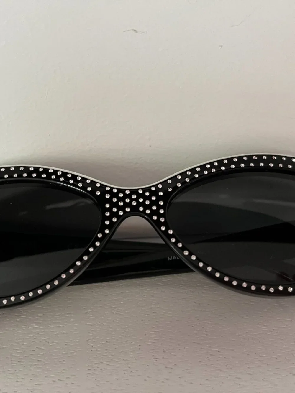 Authentic Chanel A71509 X02569 S4155 Strass Crystal Oval Sunglasses